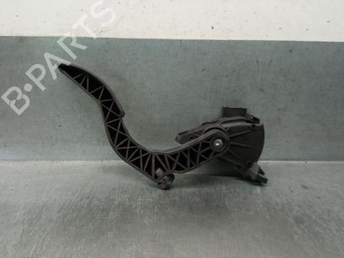 BP29913857I4 main image