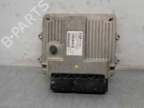 Used Engine control unit (ECU) FIAT PUNTO (188_) 1.3 JTD 16V (70 hp) 6693890
