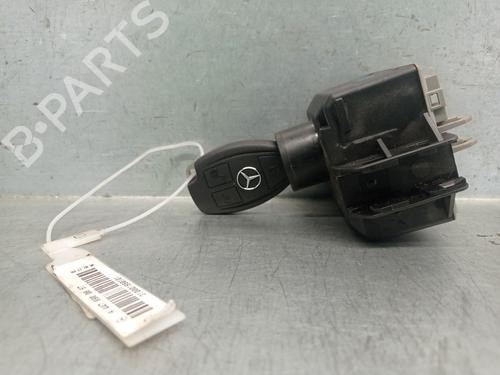 Used Ignition barrel MERCEDES-BENZ VITO Van (W447) 111 CDI (447.601, 447.603, 447.605) (114 hp) 26573353