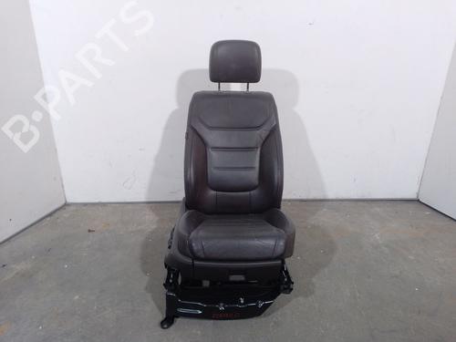 Stol høyre foran VW TOUAREG (7P5, 7P6) 3.0 V6 TDI (240 hp) 28189023