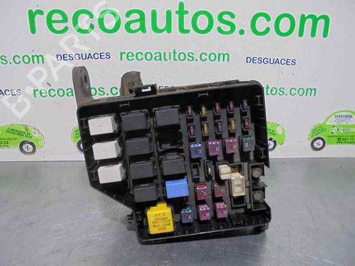 Used Fuse box Fuse box 2092823 2092823