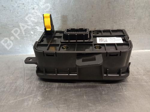 Switch HYUNDAI TUCSON (TL, TLE) 2.0 CRDi All-wheel Drive | BP28064717I30 