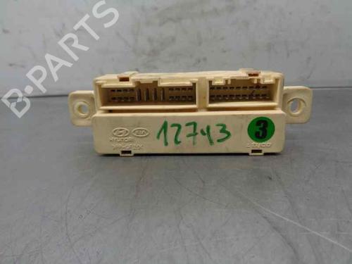 Used Fuse box HYUNDAI i30 Estate (FD) 1.6 CRDi (90 hp) 7098550