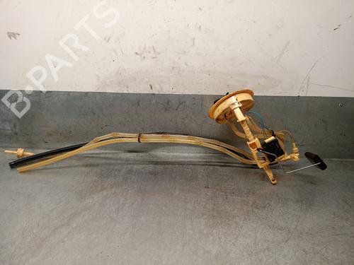 Used Fuel pump BMW 1 (E87) 116 d (116 hp) 25238746