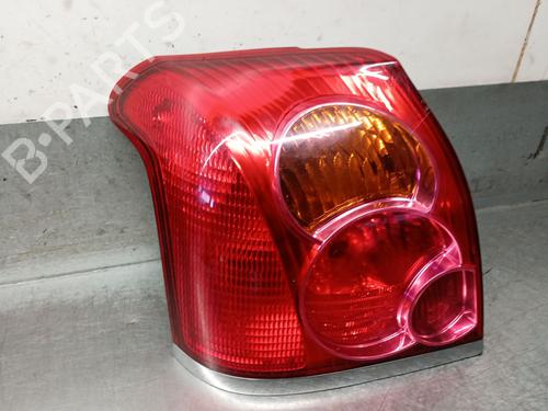 Używane Kierunkowskaz przedni lewy TOYOTA AVENSIS (_T25_) 2.2 D-4D (ADT251_, ADT251R) (150 hp) 30396547