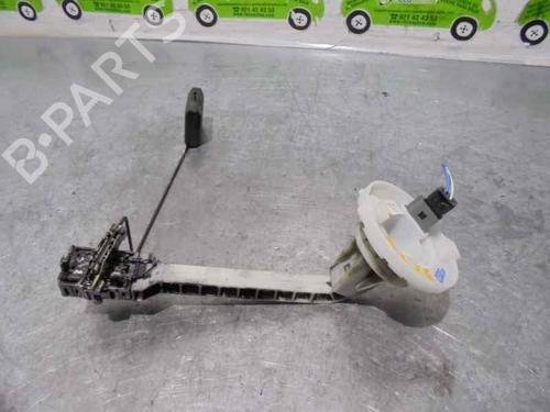 Used Fuel pump MERCEDES-BENZ E-CLASS (W210) E 300 Turbo-D (210.025) (177 hp) 2064791