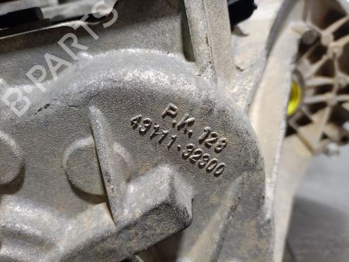 Gearbox HYUNDAI i30 (FD) 1.6 CRDi | BP37419880M3 - Image 7