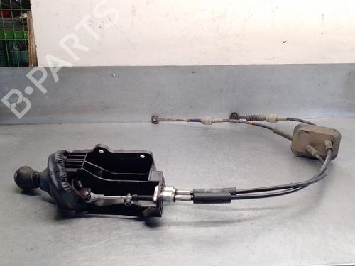 Used Gear lever FORD KA (RU8) 1.3 TDCi (75 hp) 23422589