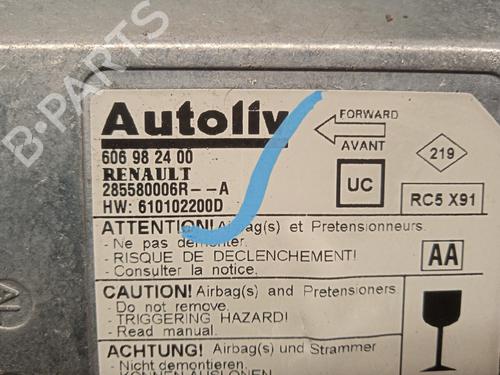 ECU airbags RENAULT LAGUNA III (BT0/1) 1.5 dCi (BT00, BT0A, BT0T, BT1J) | BP12265880M53 