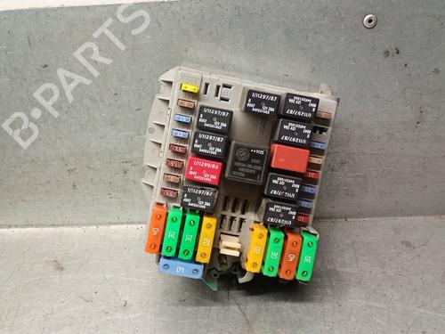 Used Fuse box IVECO DAILY IV Platform/Chassis 35C15 (146 hp) 30308758