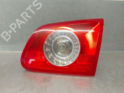 Feu de coffre droit Feu de coffre droit VW PASSAT B6 Variant (3C5) 2.0 TDI 16V (140 hp) 34350100 34350100