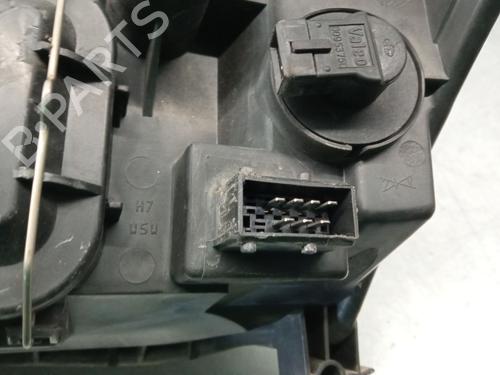 Right headlight TOYOTA COROLLA (_E12_) 1.4 D (NDE120_, NDE120R) | BP27298660C29 