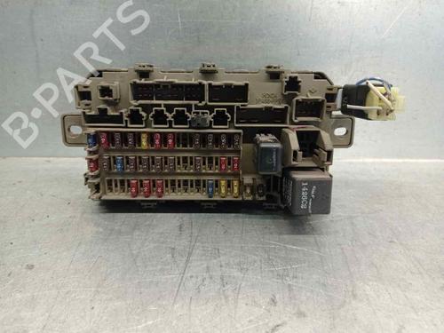Used Fuse box HONDA CIVIC VI Hatchback (EJ, EK) 1.6 i (EK1) (114 hp) 9543802