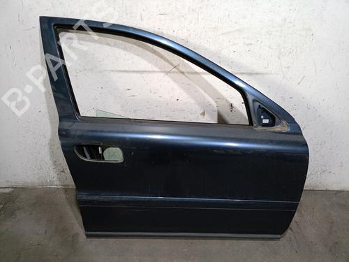 Used Right front door VOLVO S60 I (384) D5 (163 hp) 27090363