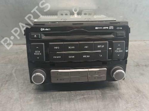 Used Radio HYUNDAI i20 I (PB, PBT) 1.2 (86 hp) 7889499