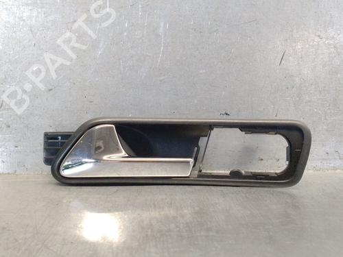 Used Front left interior door handle VW TOURAN (1T1, 1T2) 1.6 FSI (115 hp) 28421005