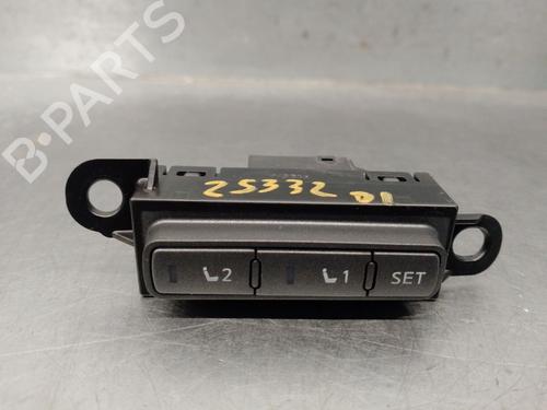 Used Switch Switch INFINITI Q50 50 D (170 hp) 34507691 34507691
