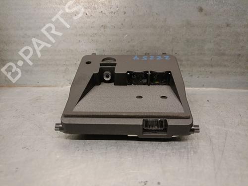 Used Electronic module TOYOTA YARIS (_P13_) 1.5 Hybrid (NHP130_) (101 hp) 25238424