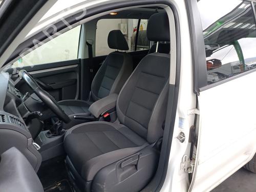 Headlight switch VW TOURAN (1T3) 1.6 TDI | BP31863446I24 