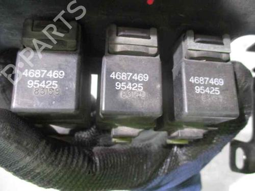 Fuse box CHRYSLER VOYAGER / GRAND VOYAGER III (GS_, NS_) 2.5 TD | BP2051473E1 