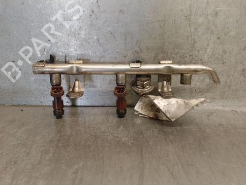 Used Injection rail Injection rail 36018324 36018324