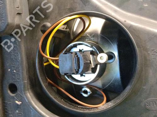 Left headlight RENAULT SCÉNIC II (JM0/1_) 1.9 dCi (JM0G, JM12, JM1G, JM2C) | BP37070071C28 - Image 9