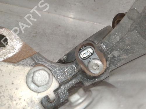 Left front steering knuckle PEUGEOT 3008 II SUV (MC_, MR_, MJ_, M4_) 1.2 THP/ PureTech 130 (MRHNSM, MRHNSU, MRHNSJ, MRHNYW,... | BP30734874M25 