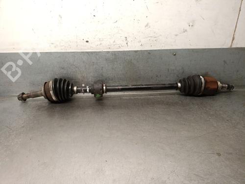 Used Right front driveshaft Right front driveshaft TOYOTA YARIS (_P9_) 1.4 D-4D (NLP90_, NLP90R) (90 hp) 39170928 39170928