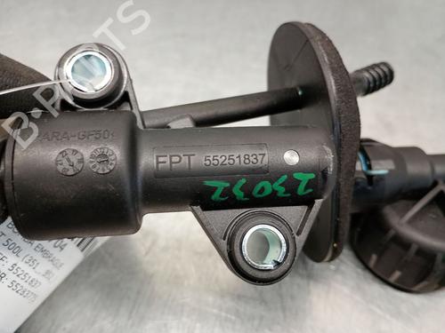 Clutch slave cylinder FIAT 500L (351_, 352_) 1.3 D Multijet (199.LYM11, 199.LYM1A) | BP29449831M113