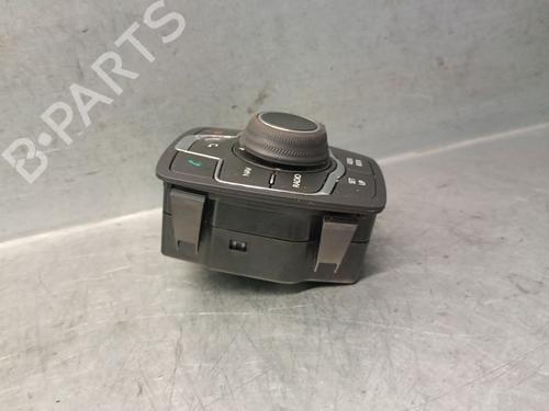Switch CITROËN DS5 2.0 HDi 200 Hybrid4 All-wheel Drive | BP27998356I30 
