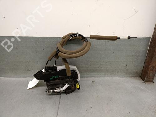 Used Front left lock NISSAN X-TRAIL III (T32_, T32R, T32RR) 1.6 dCi (T32) (130 hp) 32282931