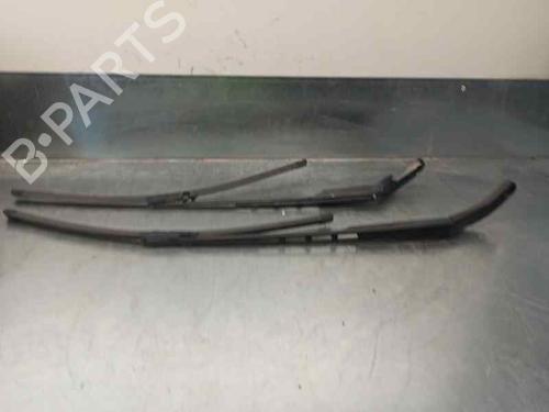 Used Front windshield wiper arm AUDI A6 C6 (4F2) 2.4 (177 hp) 5846396