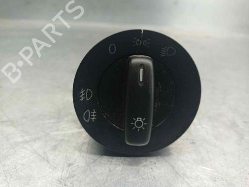 Used Headlight switch VW GOLF VI (5K1) 1.4 (80 hp) 21020772