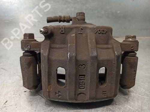 Used Right front brake caliper MITSUBISHI SPACE WAGON (N9_W, N8_W) [1998-2004]  11618226
