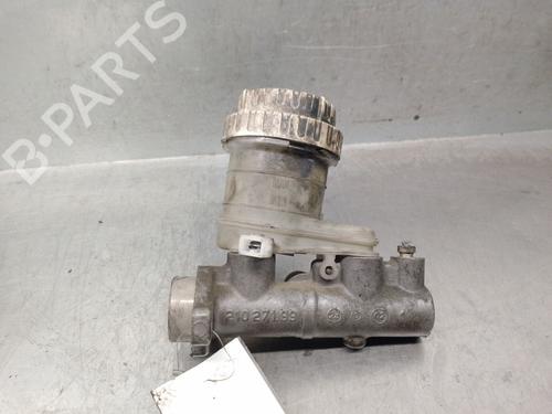Used Brake master cylinder Brake master cylinder 37192998 37192998