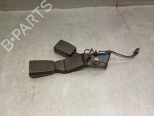 Used Seat buckle PEUGEOT 3008 II SUV (MC_, MR_, MJ_, M4_) 1.2 THP/ PureTech 130 (MRHNSM, MRHNSU, MRHNSJ, MRHNYW,... (131 hp) 29697305