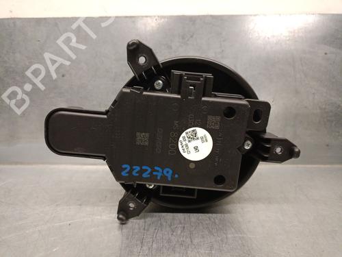 Heater blower motor TOYOTA YARIS (_P21_, _PA1_, _PH1_) 1.5 Hybrid (MXPH10, MXPH11) | BP24846466M62 