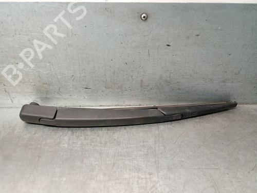 Used Rear windshield wiper arm NISSAN JUKE (F16_) DIG-T 117 (117 hp) 28621177