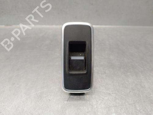 Used Right rear window switch Right rear window switch JAGUAR F-PACE (X761) 2.0 TD4 AWD (180 hp) 33959028 33959028