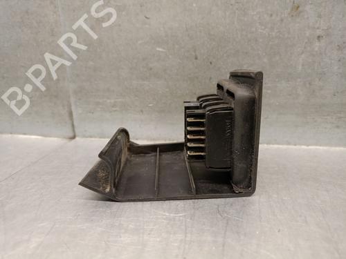 Used Left front window switch Left front window switch PEUGEOT 205 II (20A/C) 1.8 TD (78 hp) 33887634 33887634