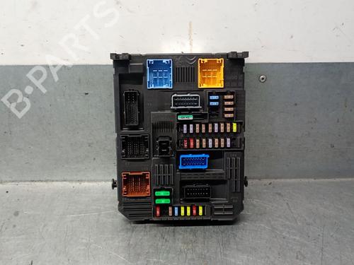 Used Fuse box CITROËN SPACETOURER Bus (V_) 1.6 BlueHDi 95 (95 hp) 27619710