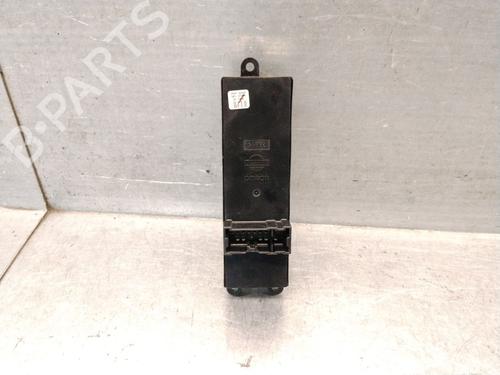 Left front window switch NISSAN PRIMERA Hatchback (P12) 1.6 | BP39407556I27 - Image 2