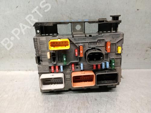 Zekeringkast CITROËN C4 I (LC_) 1.4 16V (88 hp) 28388953