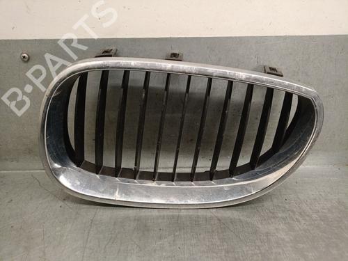 Used Grille BMW 5 (E60) 520 d (163 hp) 22725054