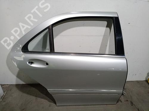 Used Right rear door Right rear door MERCEDES-BENZ S-CLASS (W220, V220) S 430, S 430 L (220.070, 220.170) (279 hp) 32686886 32686886