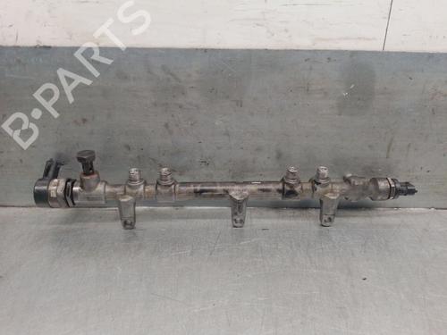 Used Injection rail Injection rail 21579086 21579086