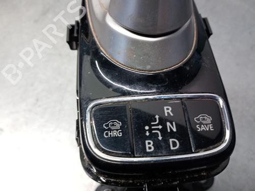 Gear lever MITSUBISHI OUTLANDER III (GG_W, GF_W, ZJ, ZL, ZK) Plug-in Hybrid (GG2W) | BP29078366M90 