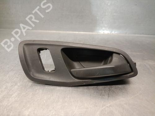 Used Front right interior door handle Front right interior door handle 39569072 39569072