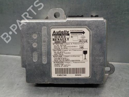 Kollisjonspute styreenhet RENAULT MEGANE II Saloon (LM0/1_) 1.5 dCi (LM0F, LM0T, LM2B) (82 hp) 9424035