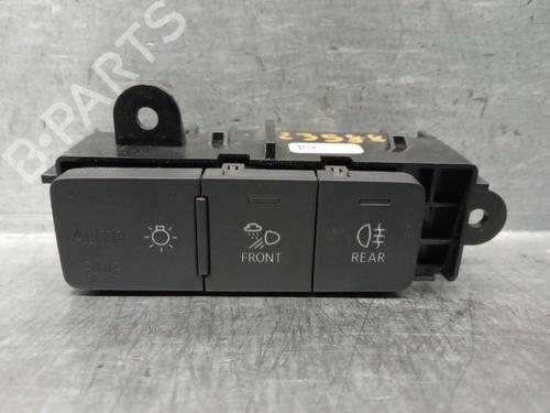 Used Headlight switch AUDI Q3 (F3B) 35 TDI (150 hp) 29474043
